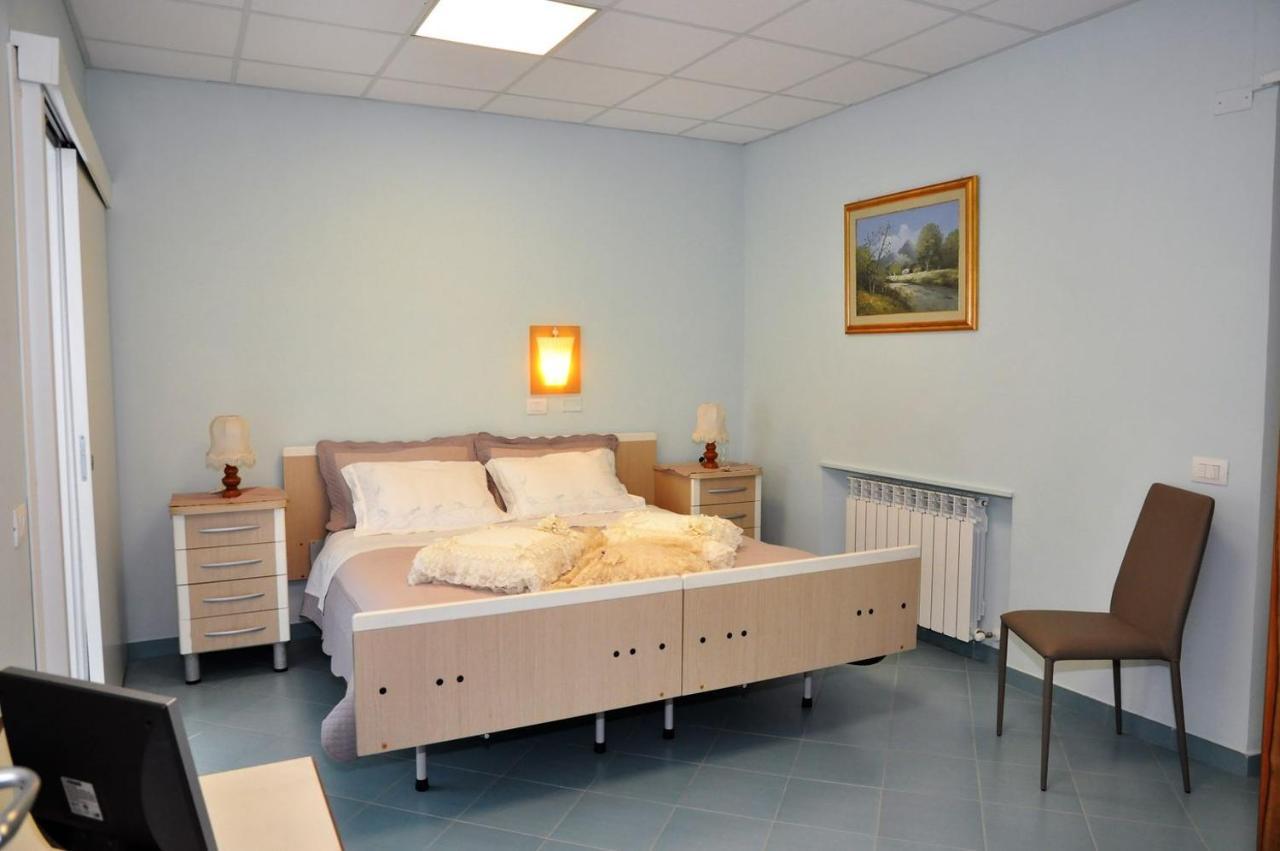 Albergo Rio Canistro Zewnętrze zdjęcie
